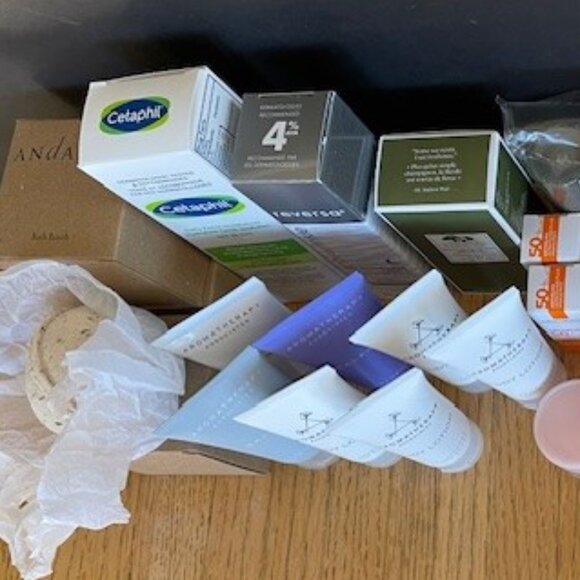 52 PIECES MOSTLY NEW: REVERSA, ORIGINS, LANEIGE, DRYBAR, ROCHEPOSAY, BULGARI etc - Picture 8 of 12